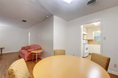 607 Bellevue Place #B, Austin, TX 78705 - Photo 12