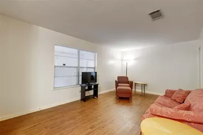 607 Bellevue Place #B, Austin, TX 78705 - Photo 14