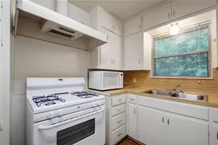 607 Bellevue Pl, Austin, TX 78705 - Photo 10