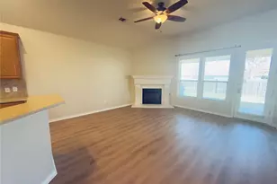 3932 Links Ln, Round Rock, TX 78664 - Photo 6