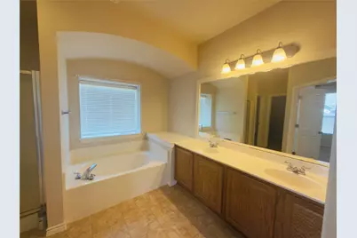 3932 Links Lane, Round Rock, TX 78664 - Photo 10