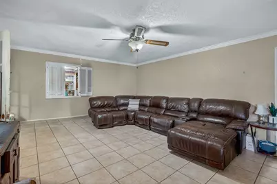 133 Hillcrest Drive, Luling, TX 78648 - Photo 10