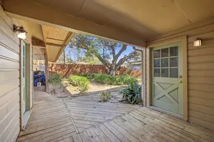 133 Hillcrest Dr, Luling, TX 78648 - Photo 22