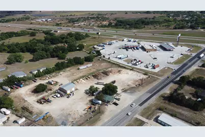 1951 South Magnolia, Luling, TX 78648 - Photo 6