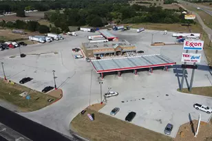 1951 South Magnolia, Luling, TX 78648 - Photo 28