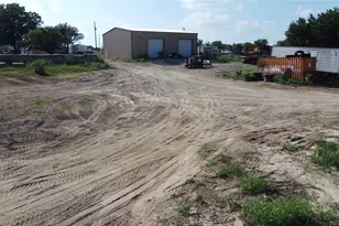 1951 South Magnolia, Luling, TX 78648 - Photo 22