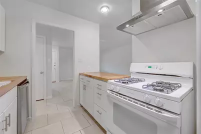 2713 Friar Tuck Lane, Austin, TX 78704 - Photo 10
