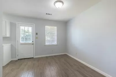 606 West Street, Georgetown, TX 78626 - Photo 6