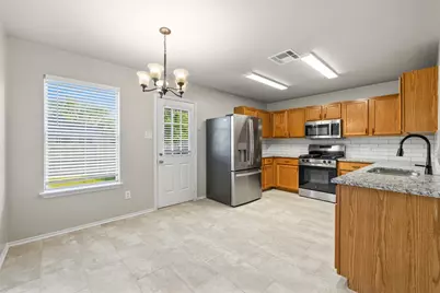 124 Steven Street, Hutto, TX 78634 - Photo 10