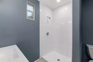 1107 Gardner Cove, Austin, TX 78721 - Photo 14