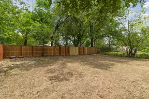 1107 Gardner Cove, Austin, TX 78721 - Photo 22