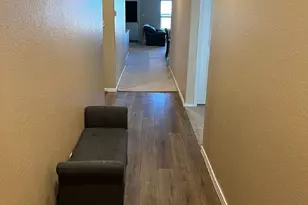 640 The Ugly Wy, Jarrell, TX 76537 - Photo 6