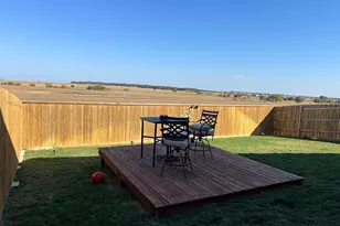 640 The Ugly Wy, Jarrell, TX 76537 - Photo 4