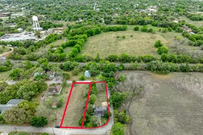 1006 Proctor Street, Lockhart, TX 78644 - Photo 6