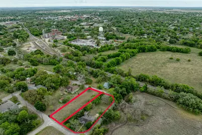 1006 Proctor Street, Lockhart, TX 78644 - Photo 8
