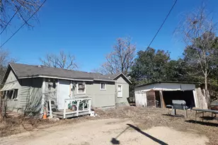 1006 Proctor St, Lockhart, TX 78644 - Photo 22