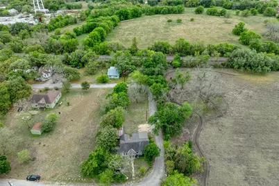 1006 Proctor Street, Lockhart, TX 78644 - Photo 4