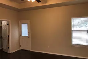 142 Samuel Dr, Buda, TX 78610 - Photo 8