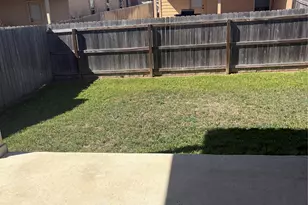 142 Samuel Dr, Buda, TX 78610 - Photo 12