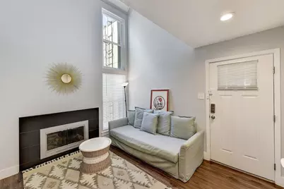 935 La Posada Drive #213, Austin, TX 78752 - Photo 6