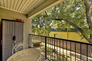 935 La Posada Dr, Austin, TX 78752 - Photo 14