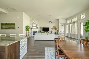 2021 Bear Creek Dr, Leander, TX 78641 - Photo 2