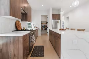 2912 E 13th St, Austin, TX 78702 - Photo 10