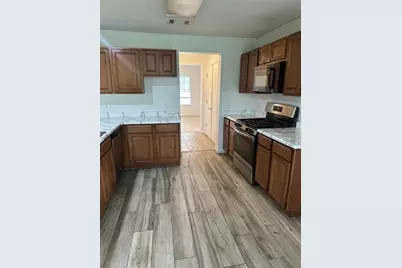 18312 Crestwind Lane, Elgin, TX 78621 - Photo 4