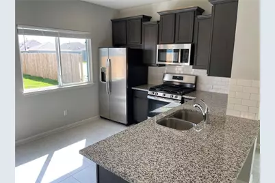 2924 Brand Iron Drive, San Marcos, TX 78666 - Photo 4