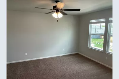 2924 Brand Iron Drive, San Marcos, TX 78666 - Photo 10