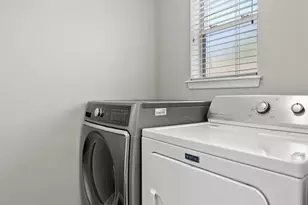 1015 E Yager Ln, Austin, TX 78753 - Photo 12