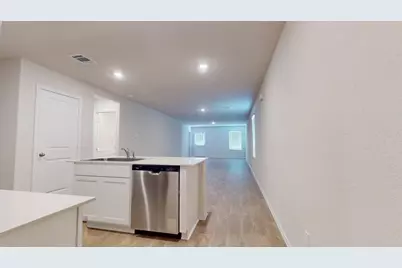 914 Indian Way Way, Seguin, TX 78155 - Photo 4