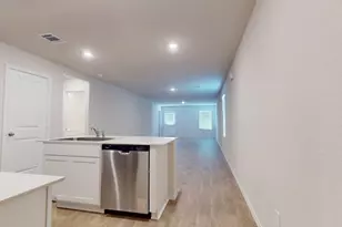 914 Indian Wy, Seguin, TX 78155 - Photo 4