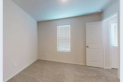 914 Indian Way Way, Seguin, TX 78155 - Photo 16