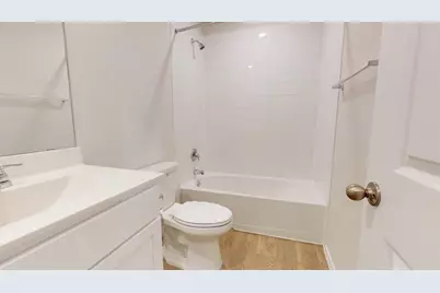 914 Indian Way, Seguin, TX 78155 - Photo 16