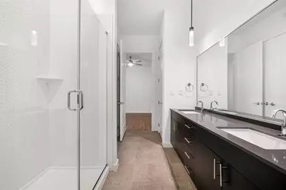 4801 Springdale Road #1005, Austin, TX 78723 - Photo 16