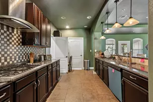 286 Simpson Ave, Cedar Creek, TX 78612 - Photo 8