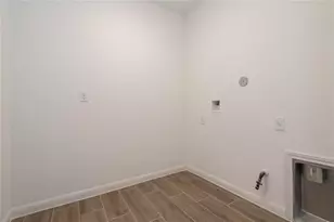 113 Caterpillar Dr, Georgetown, TX 78628 - Photo 18