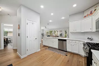 8112 Luling Lane, Austin, TX 78729 - Photo 10
