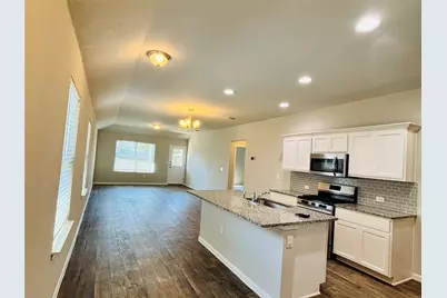 14008 Heywood Drive, Pflugerville, TX 78660 - Photo 2