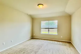 14008 Heywood Dr, Pflugerville, TX 78660 - Photo 6