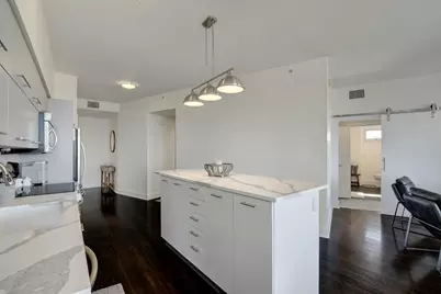 603 Davis Street #1011, Austin, TX 78701 - Photo 14
