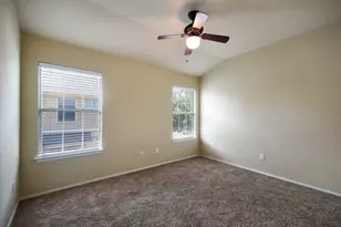 9201 Brodie Ln, Austin, TX 78748 - Photo 16