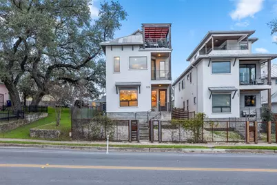 1105 E 12th Street, Austin, TX 78702 - Photo 1