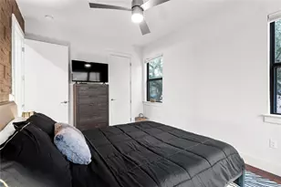 1105 E 12th St, Austin, TX 78702 - Photo 16