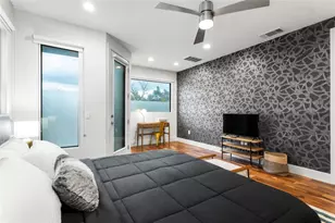 1105 E 12th St, Austin, TX 78702 - Photo 12