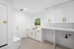 4906 Enchanted Ln, Austin, TX 78745 - Photo 14
