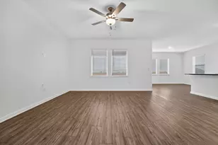 14124 Edna Maxine Walk, Del Valle, TX 78617 - Photo 4