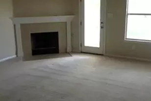 811 Shadow Creek Blvd, Buda, TX 78610 - Photo 2