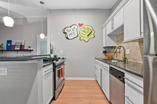 2021 Bluebonnet Ln, Austin, TX 78704 - Photo 10